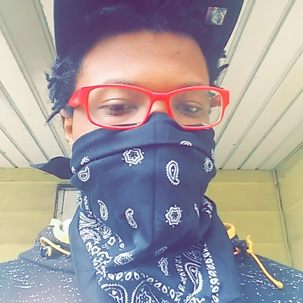 Meet your Posher, Gregory